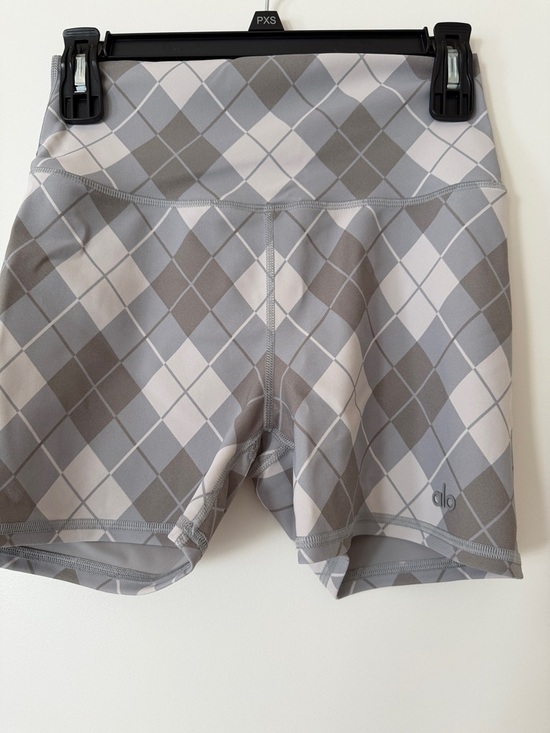 ALO Yoga Pants - ALO Yoga Gray Argyle High-Rise Bike Shorts Medium
